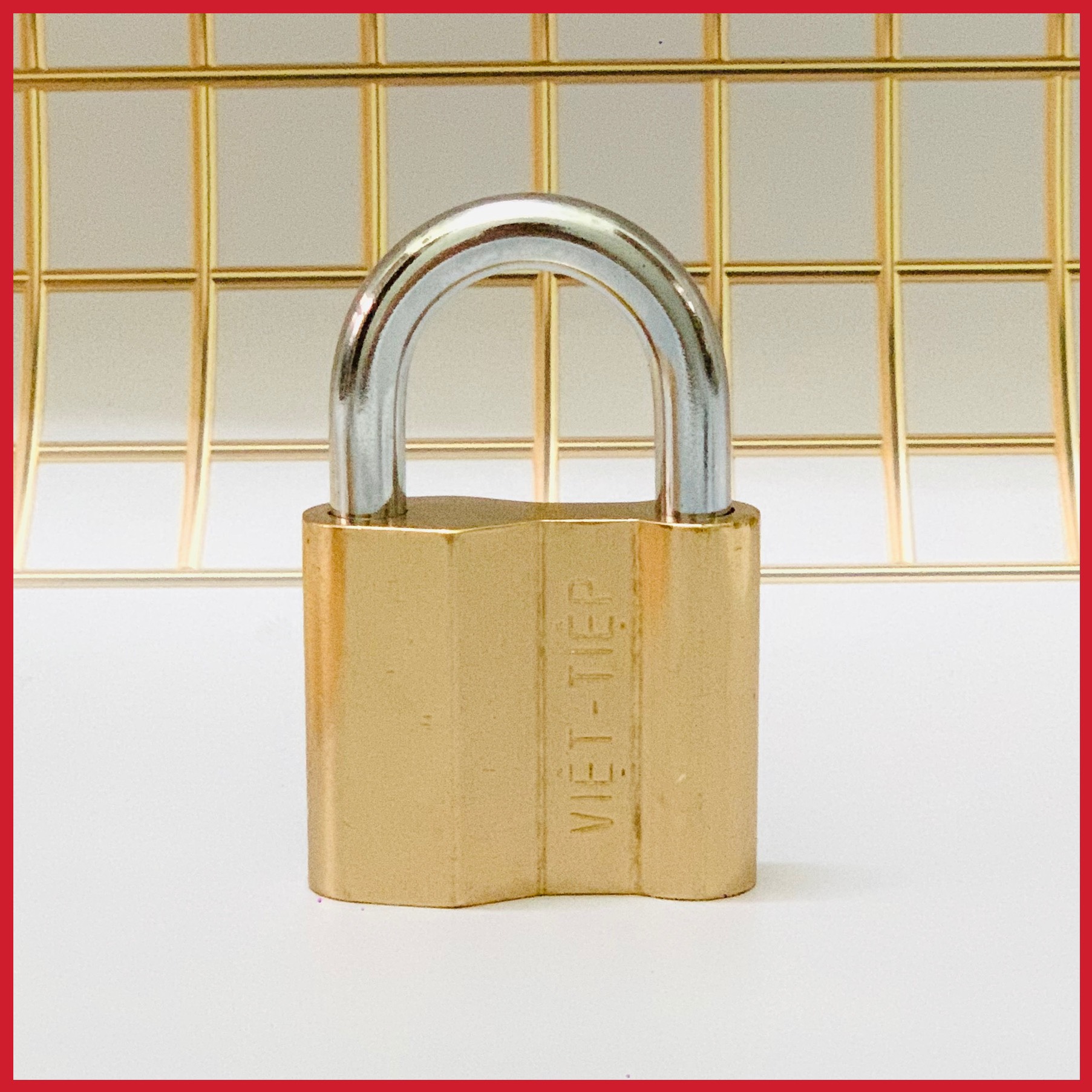 b9080331c3db1a8543ca